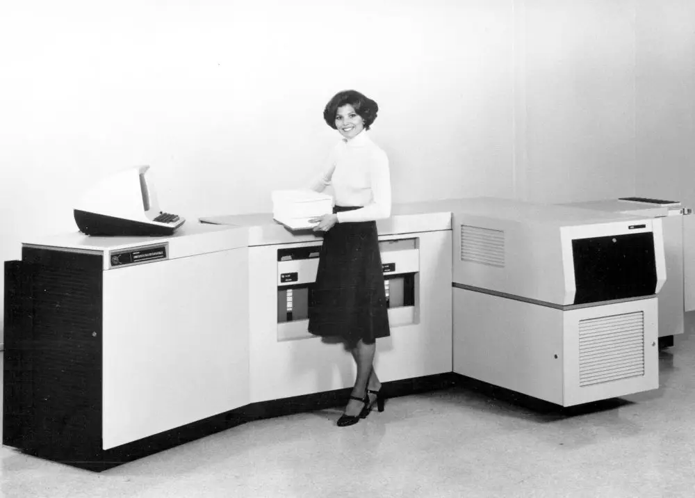 Xerox, copier, woman making copies, 1970s Premier Technology Group